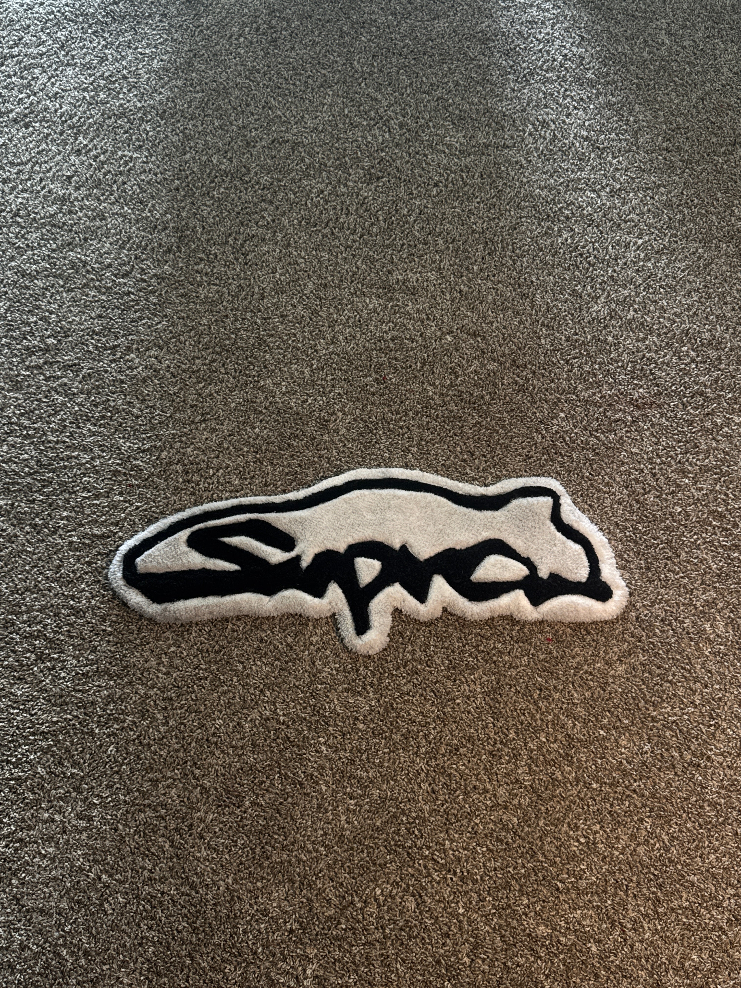 Supra Rug